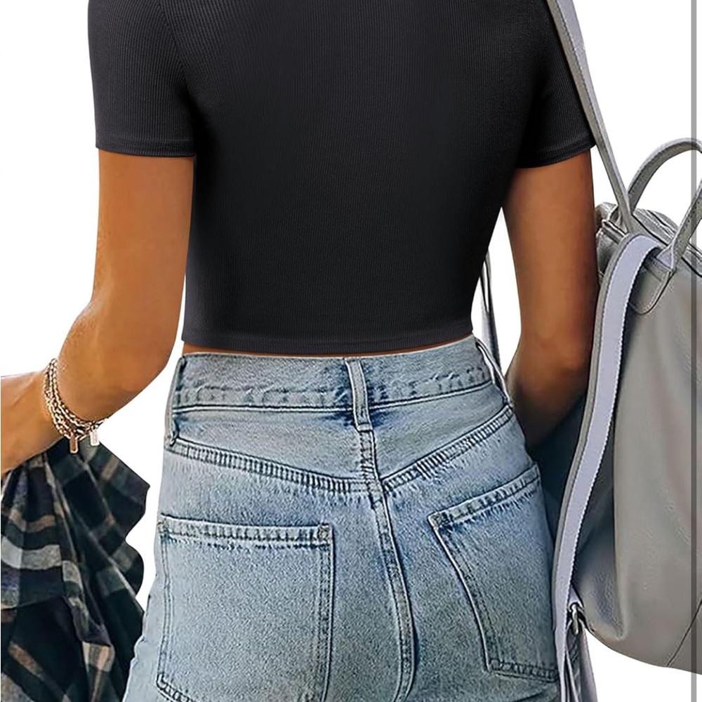 Black Ribbed Crop Top - Picture 2 of 8
